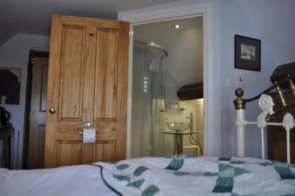 Old Ivy House Bed & Breakfast Нанітон Номер фото
