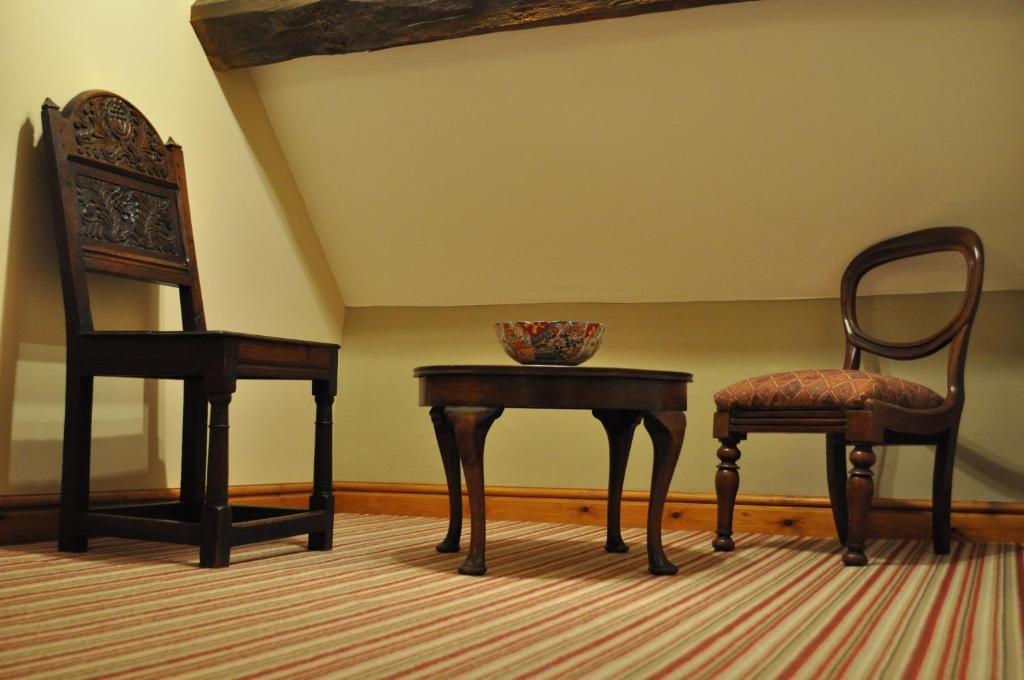 Old Ivy House Bed & Breakfast Нанітон Екстер'єр фото